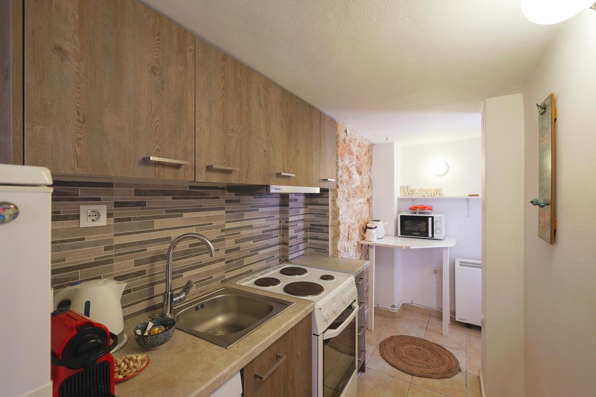 Stenaki - Apartments In Aegina Town Exterior photo