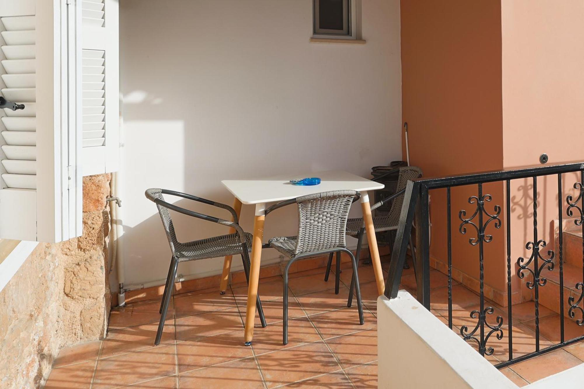 Stenaki - Apartments In Aegina Town Exterior photo