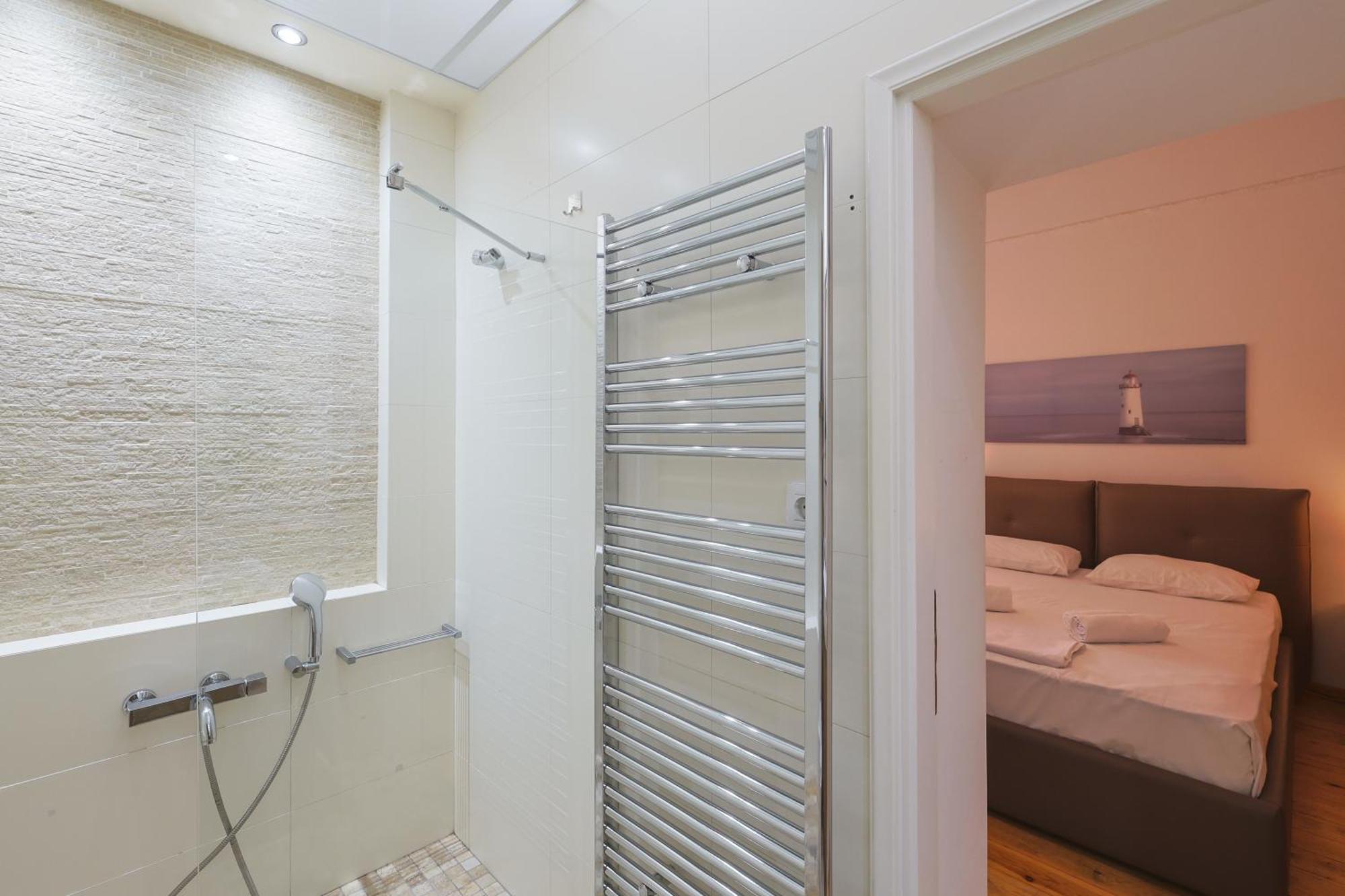 Stenaki - Apartments In Aegina Town Exterior photo